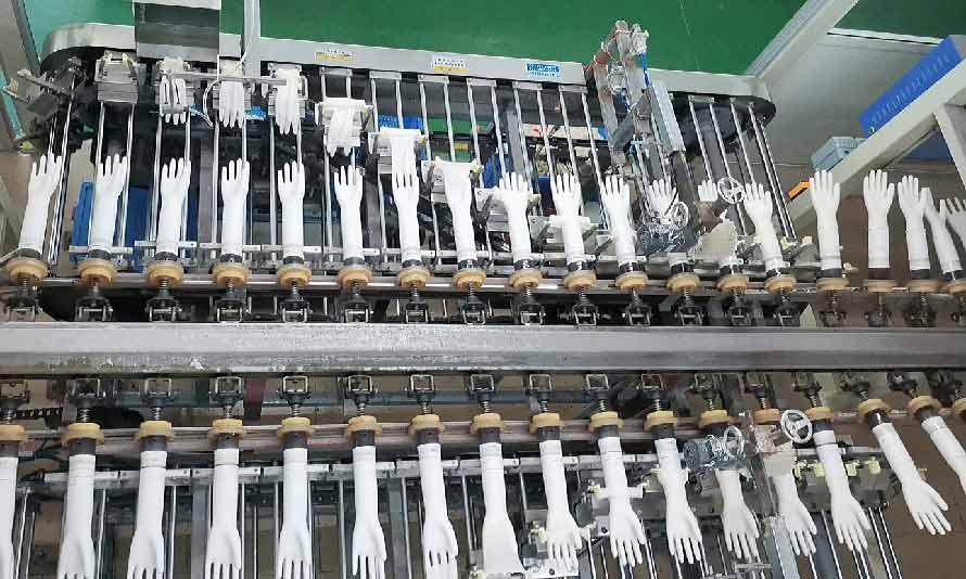 Surgical Gloves Demoulding